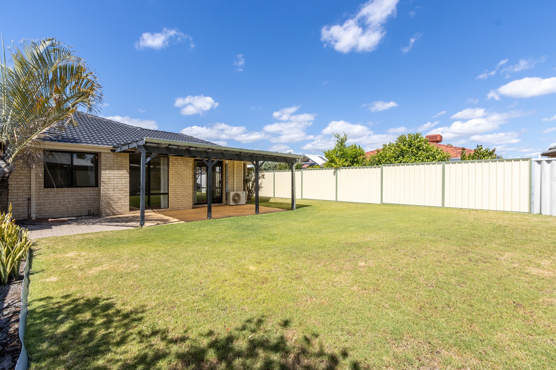 Real Estate in Huntingdale