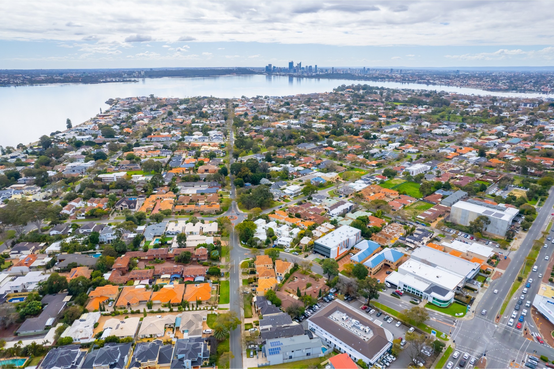 Real Estate in Applecross