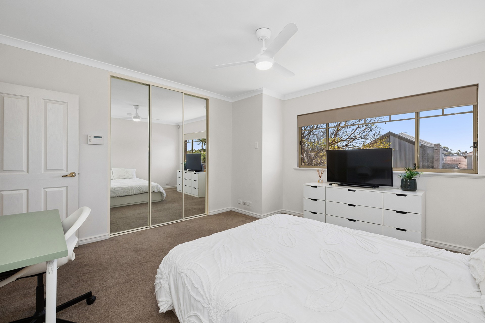 Real Estate in Ardross