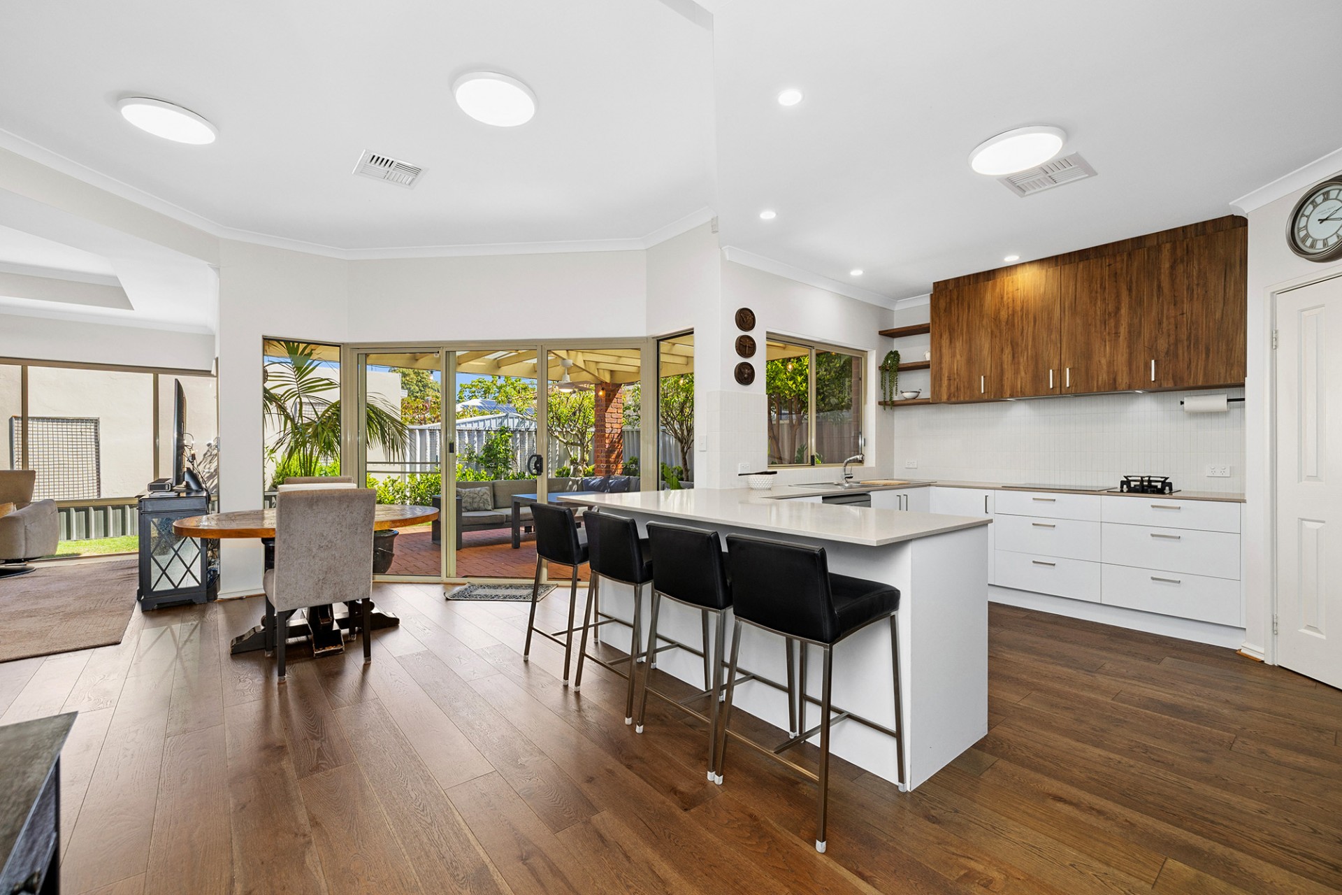 Real Estate in Ardross