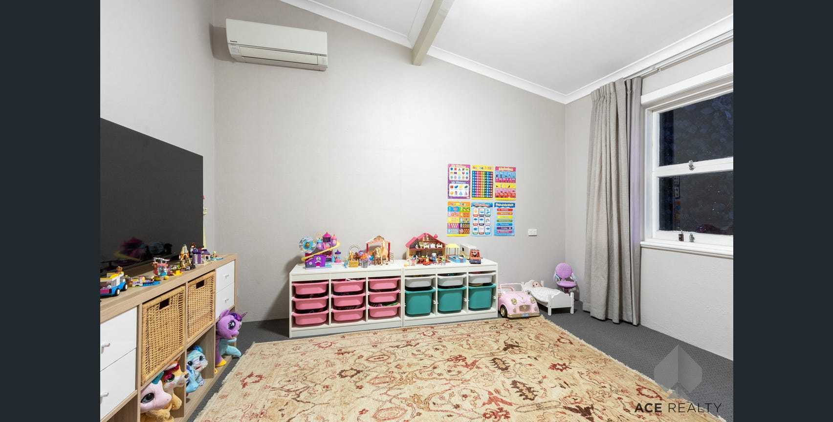 Real Estate in Applecross