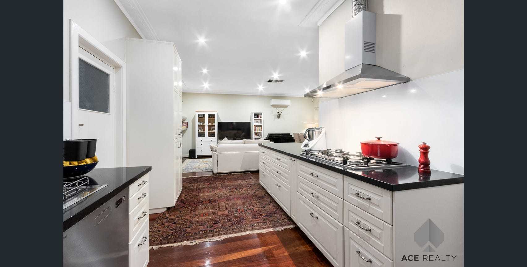 Property For Rent in Applecross