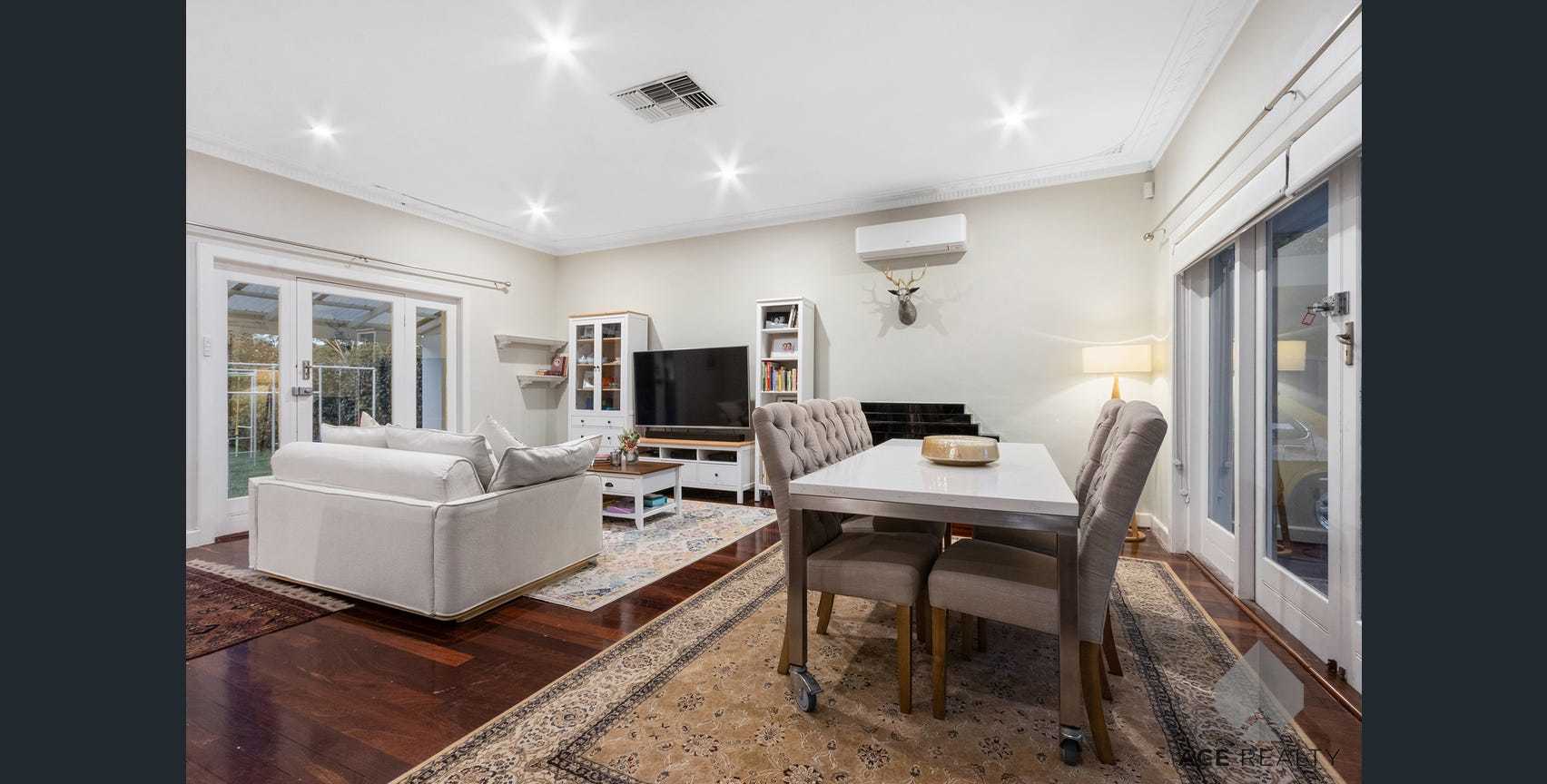 Real Estate in Applecross