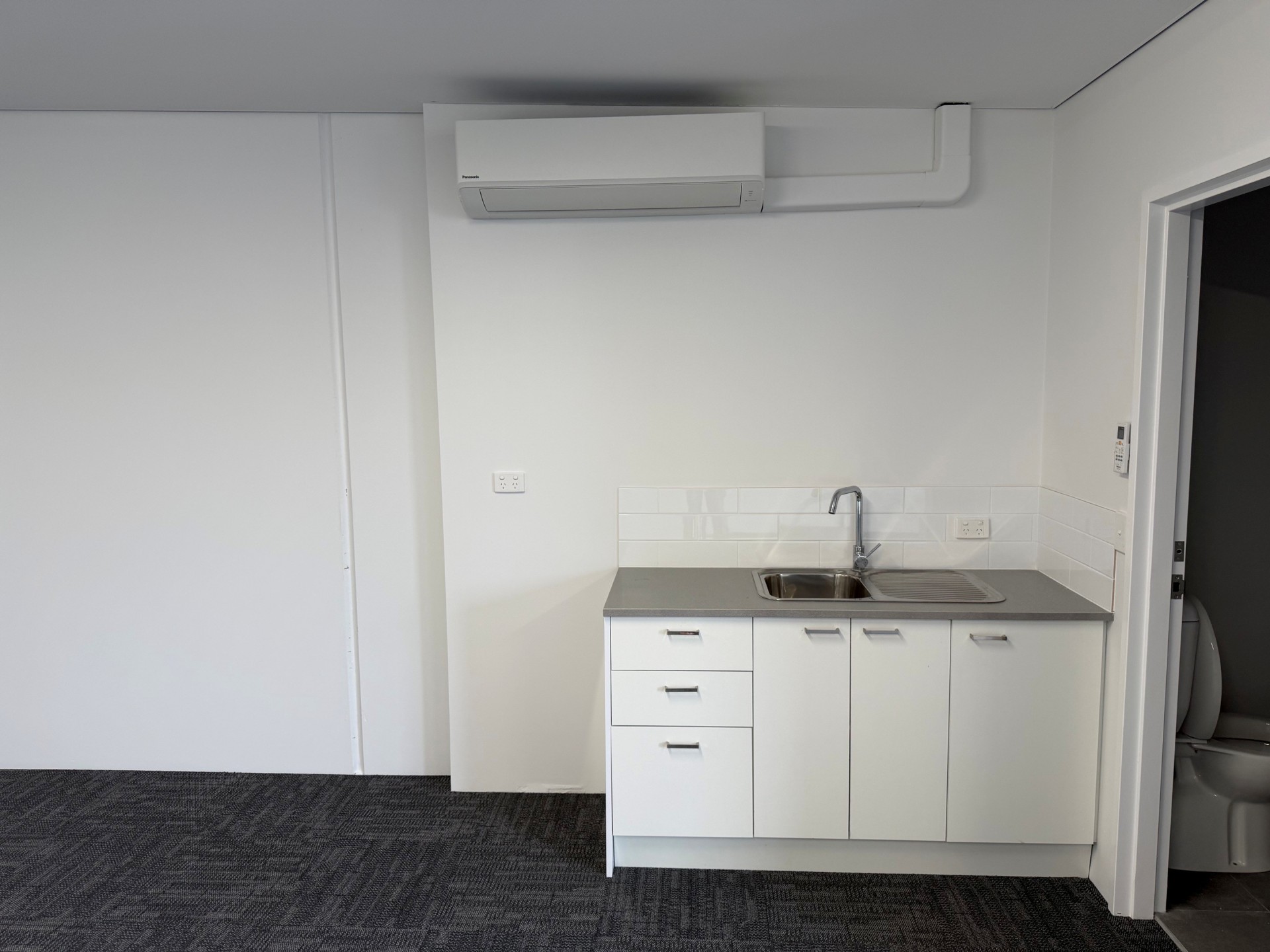 Real Estate in Bayswater