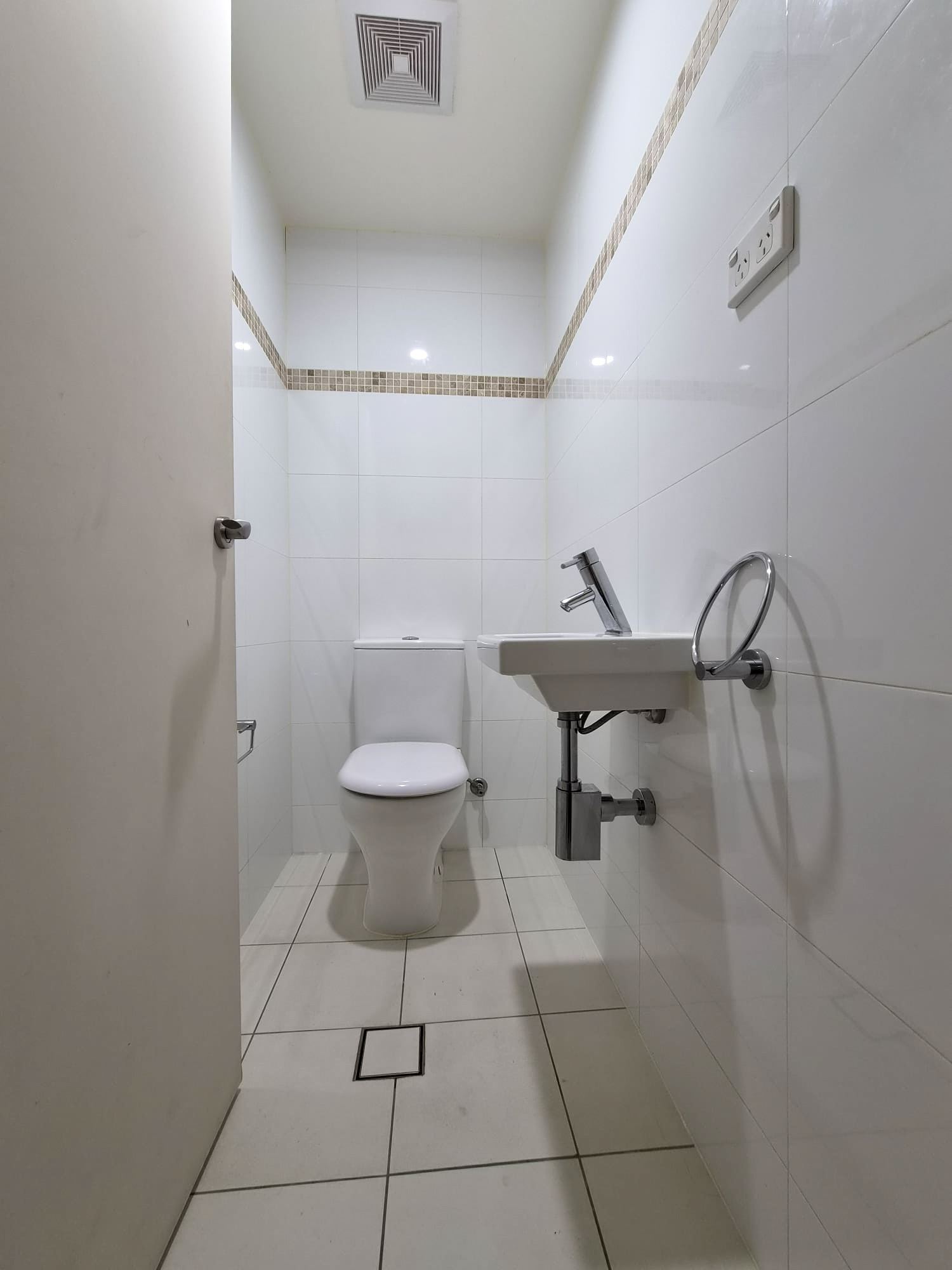 13/2 Nina Gray Avenue, Rhodes - Image 1