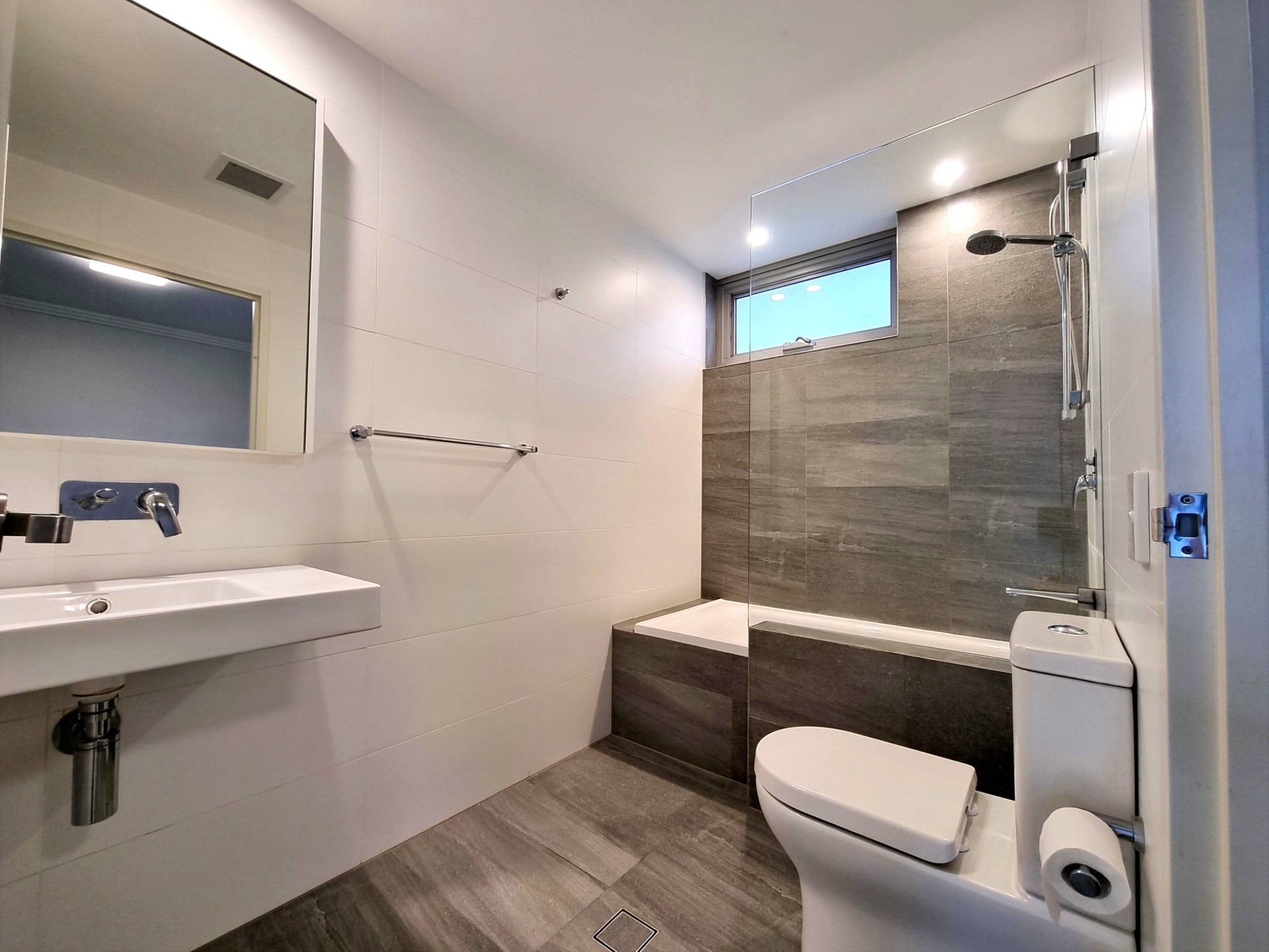 Real Estate in Petersham