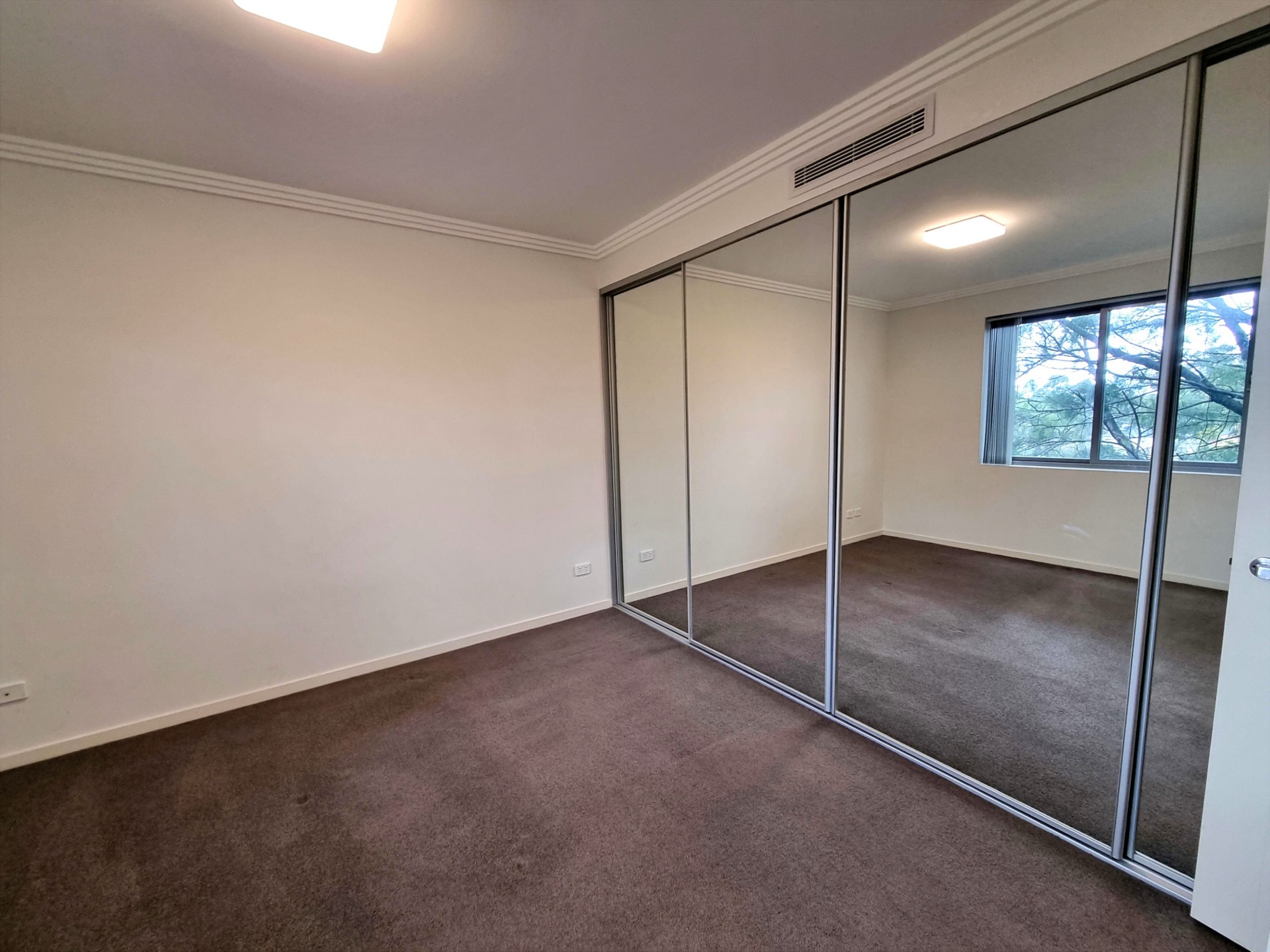 Real Estate in Petersham