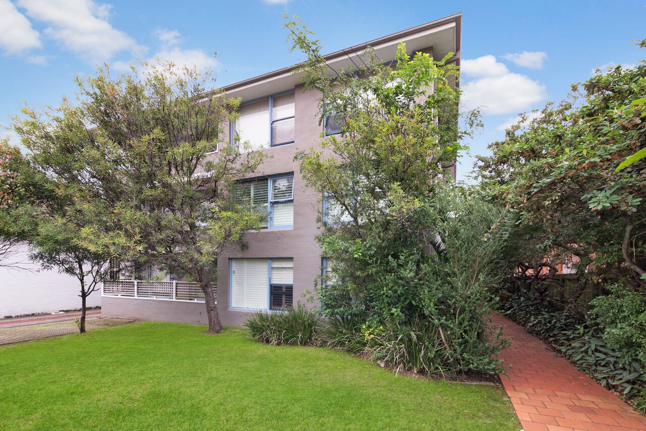 Property For Rent in Petersham