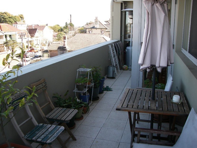 Real Estate in Petersham