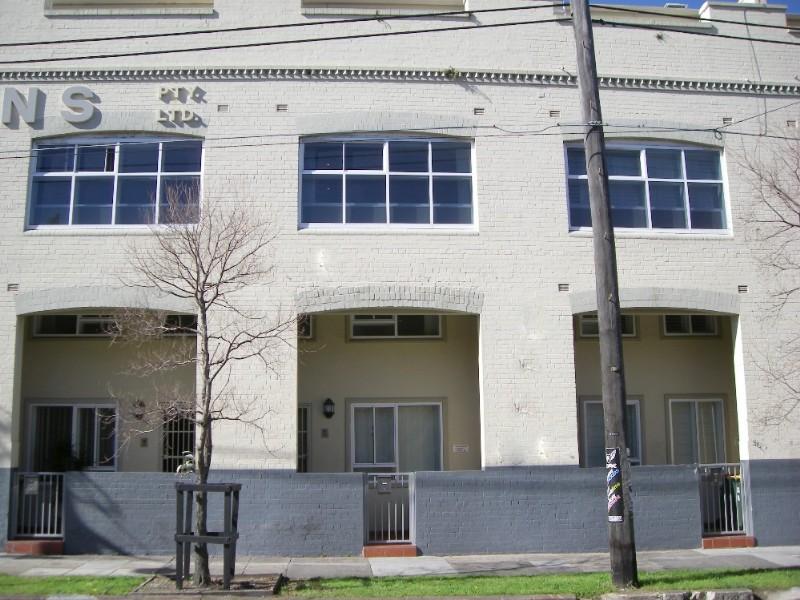 Real Estate in Petersham