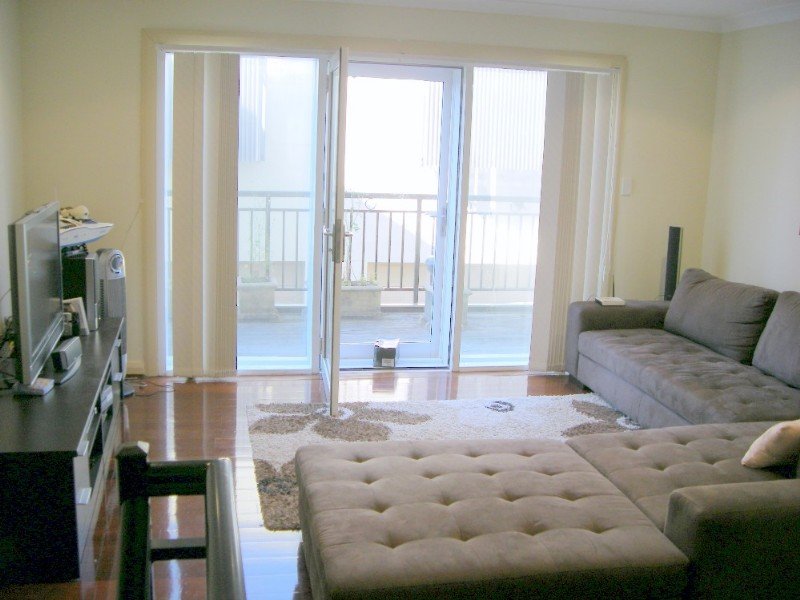Real Estate in Petersham