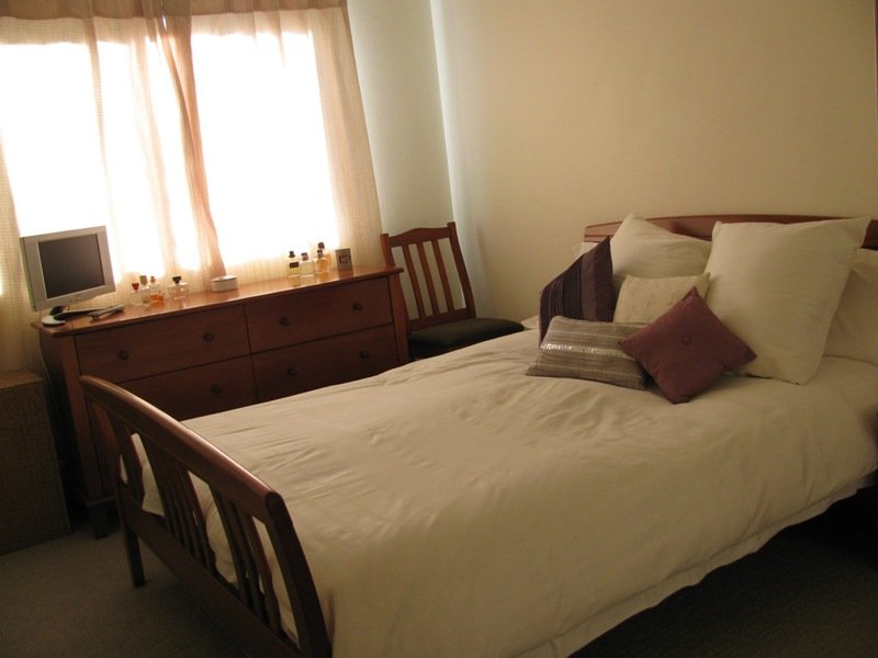 5/16 Sadlier Crescent, Petersham - Thumbnail 3
