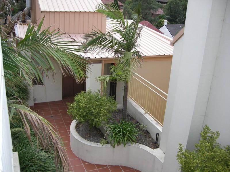 Real Estate in Petersham