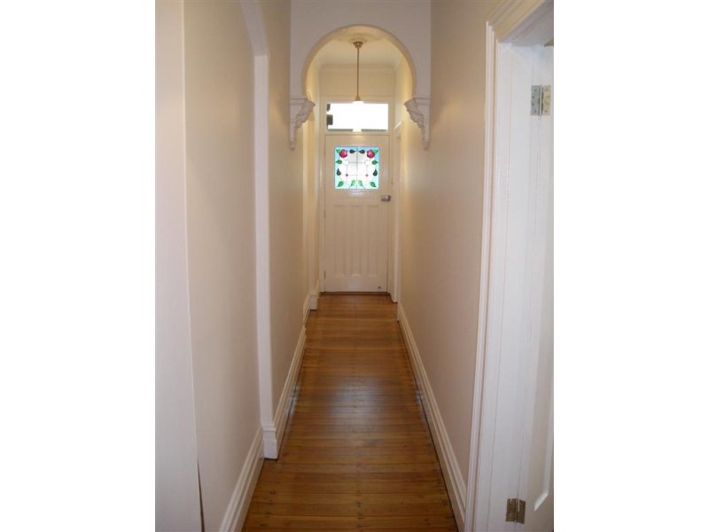 9 Maria Street, Petersham - Thumbnail 3
