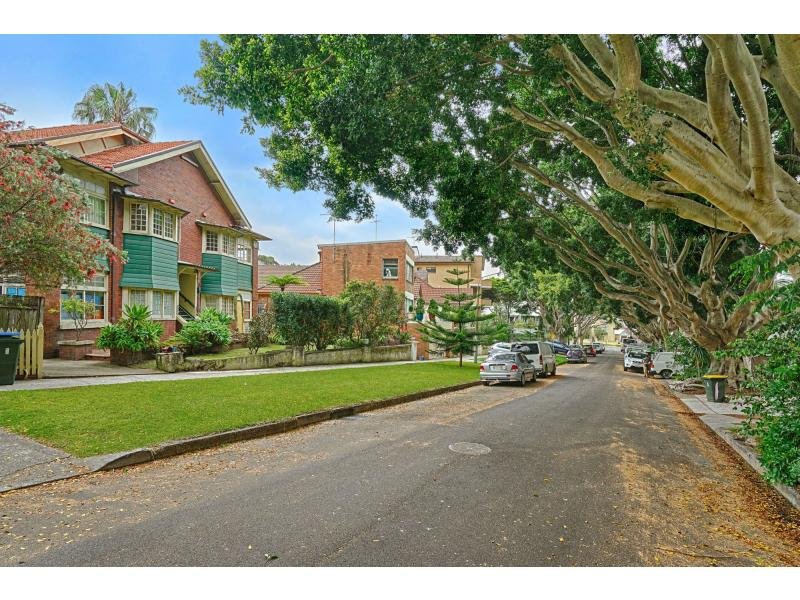 11 Forest Knoll Avenue, Bondi Beach - Thumbnail 2