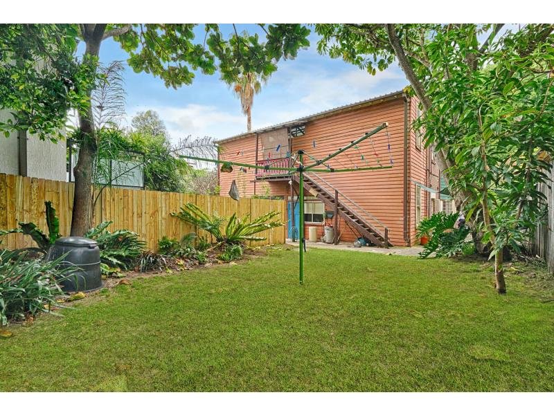 11 Forest Knoll Avenue, Bondi Beach - Thumbnail 3