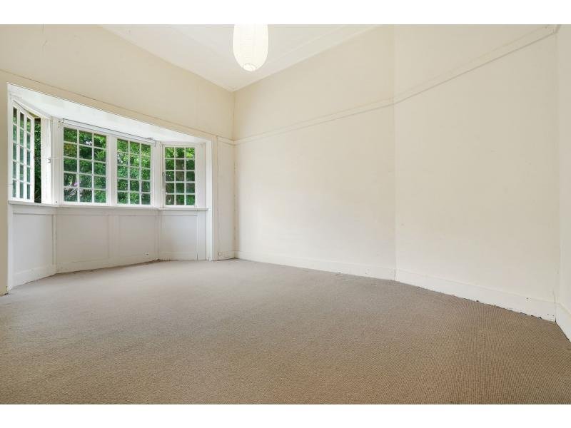 11 Forest Knoll Avenue, Bondi Beach - Thumbnail 6