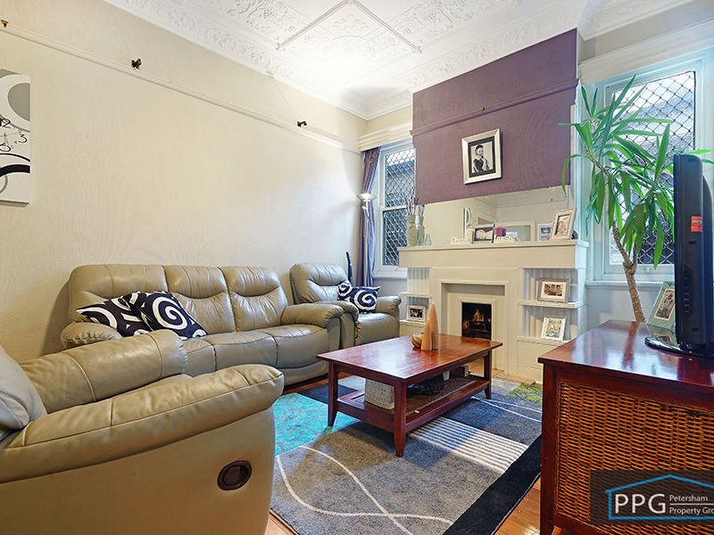 215 New Canterbury Road, Lewisham - Thumbnail 3