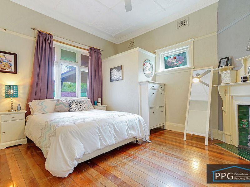 215 New Canterbury Road, Lewisham - Thumbnail 6