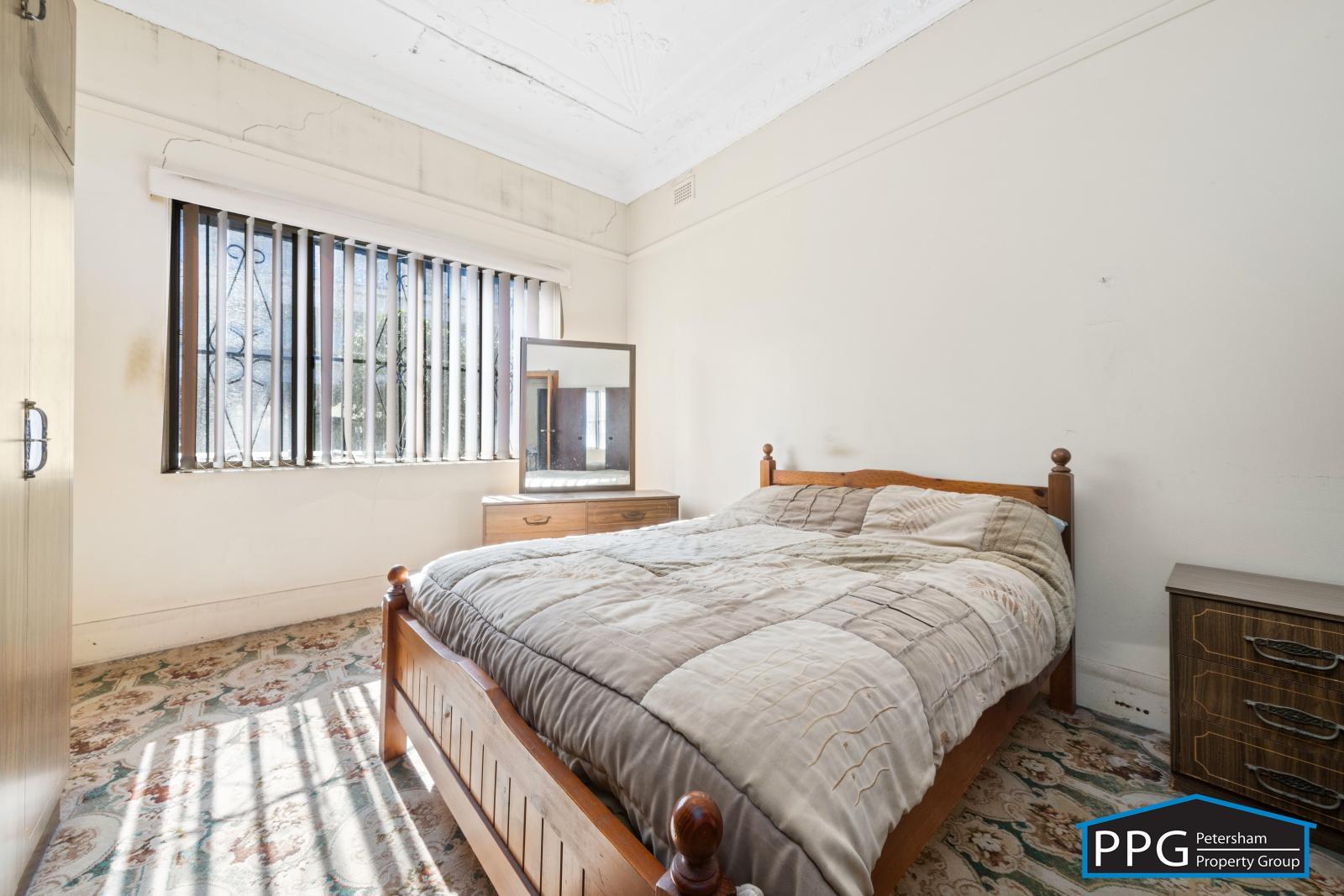 Open for inspection in Petersham