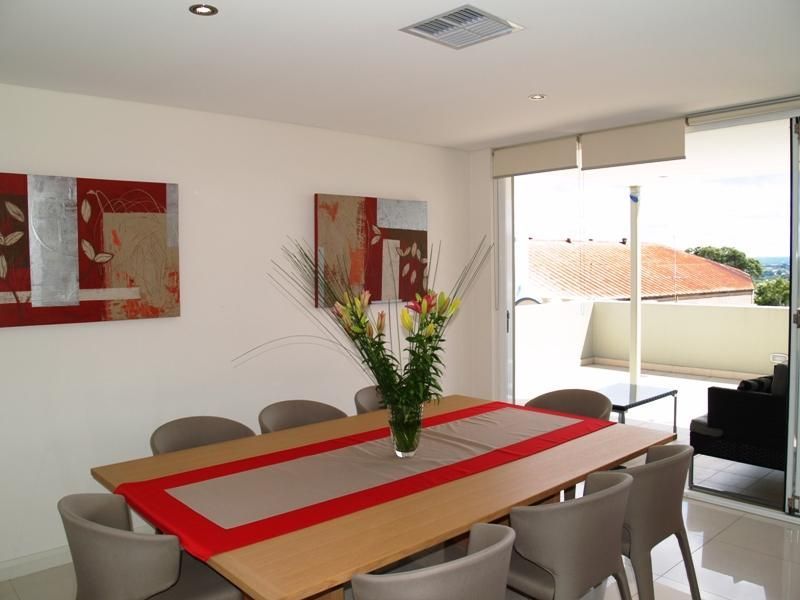 Real Estate in Petersham