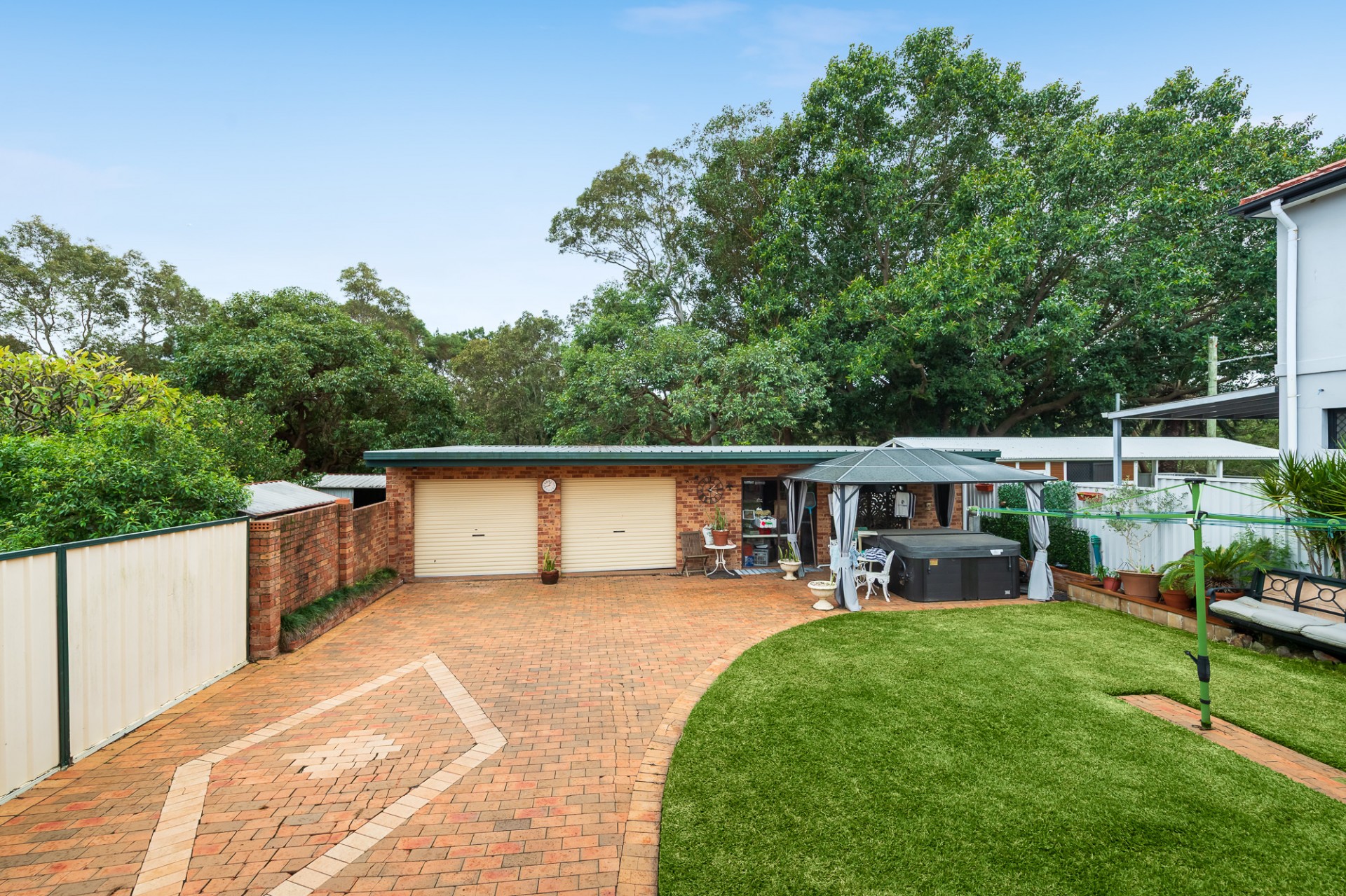 Real Estate in Earlwood
