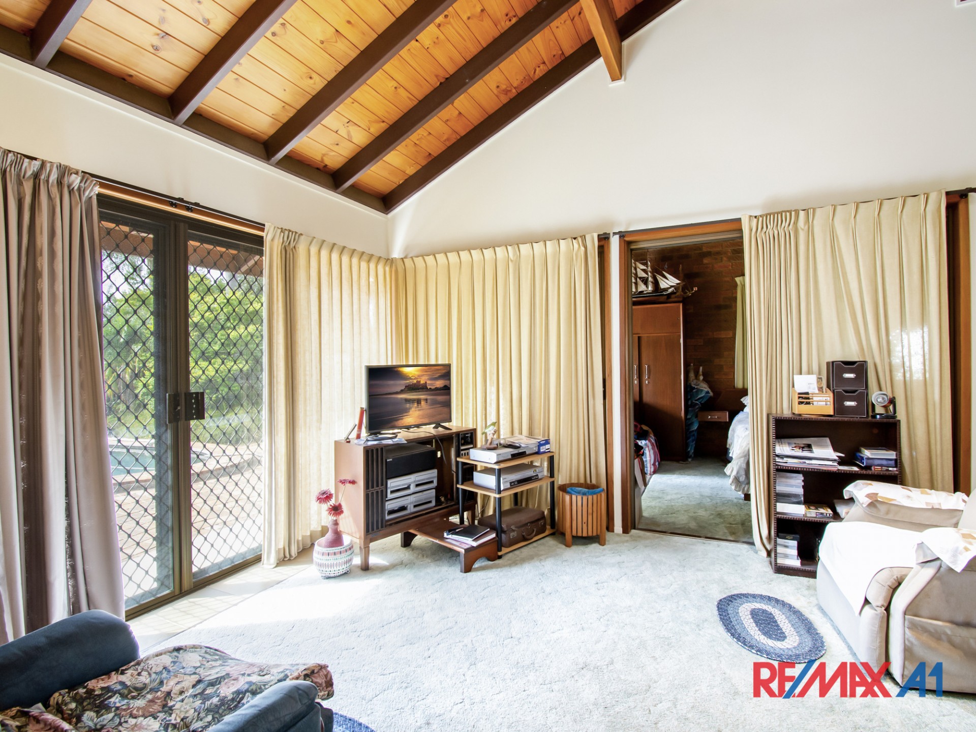 Real Estate in Raceview