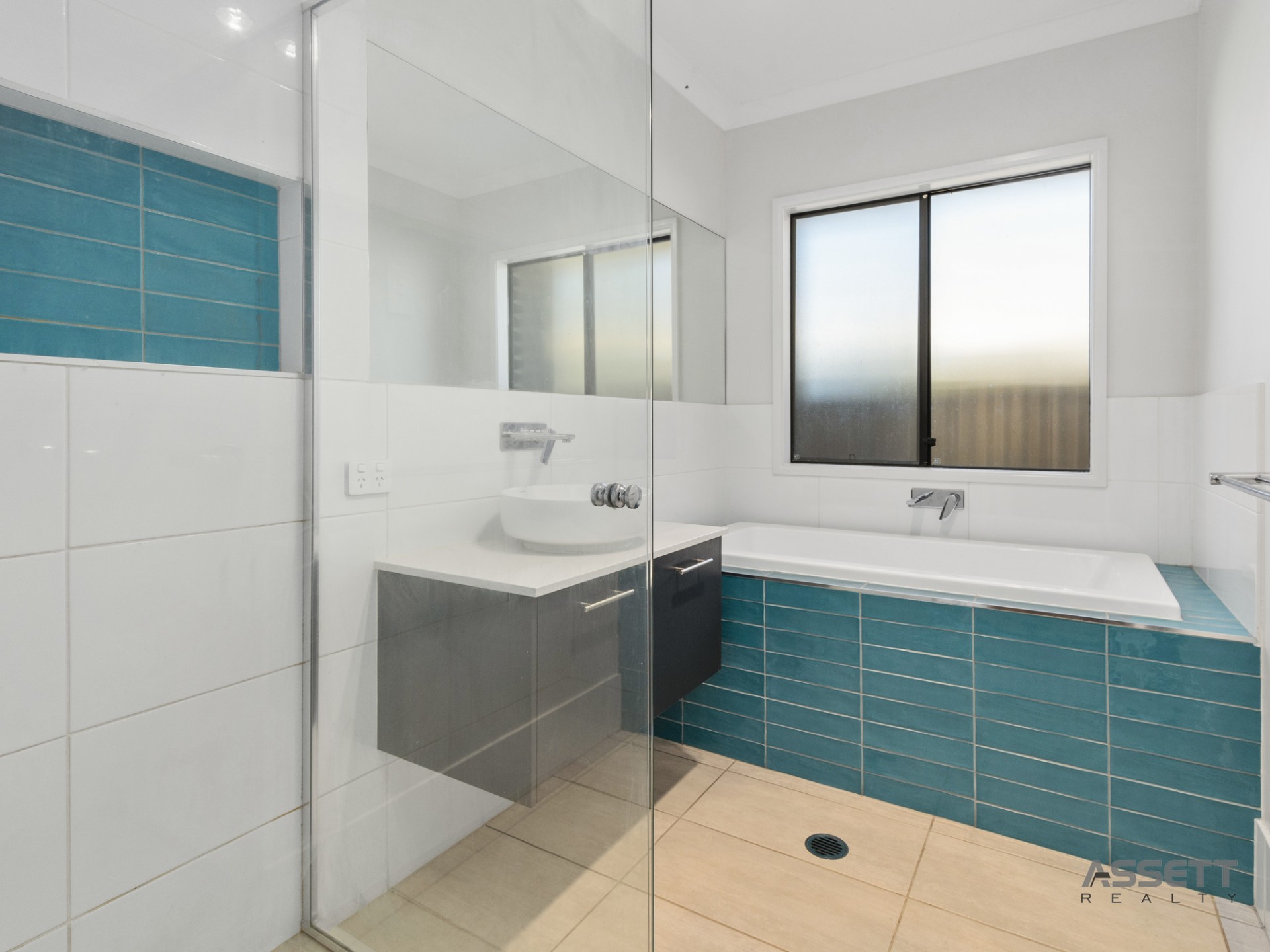 Real Estate in Augustine Heights