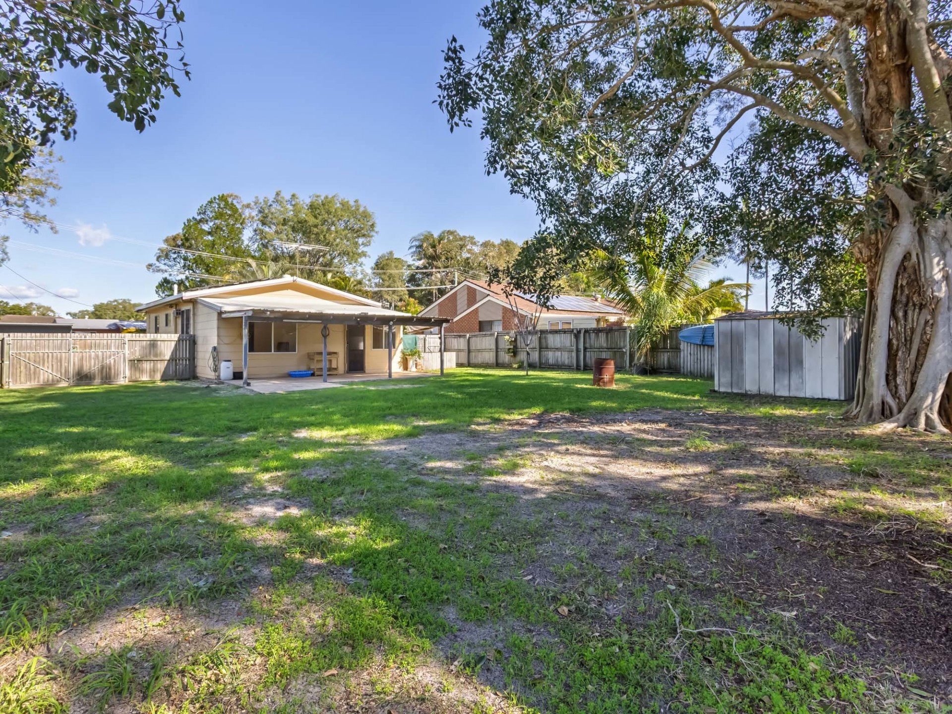 Real Estate in Beachmere