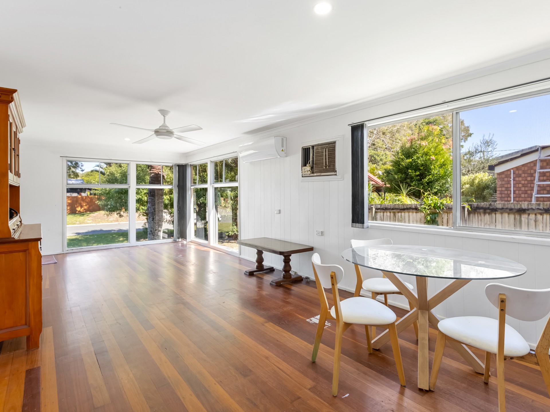 Beachmere real estate For Sale