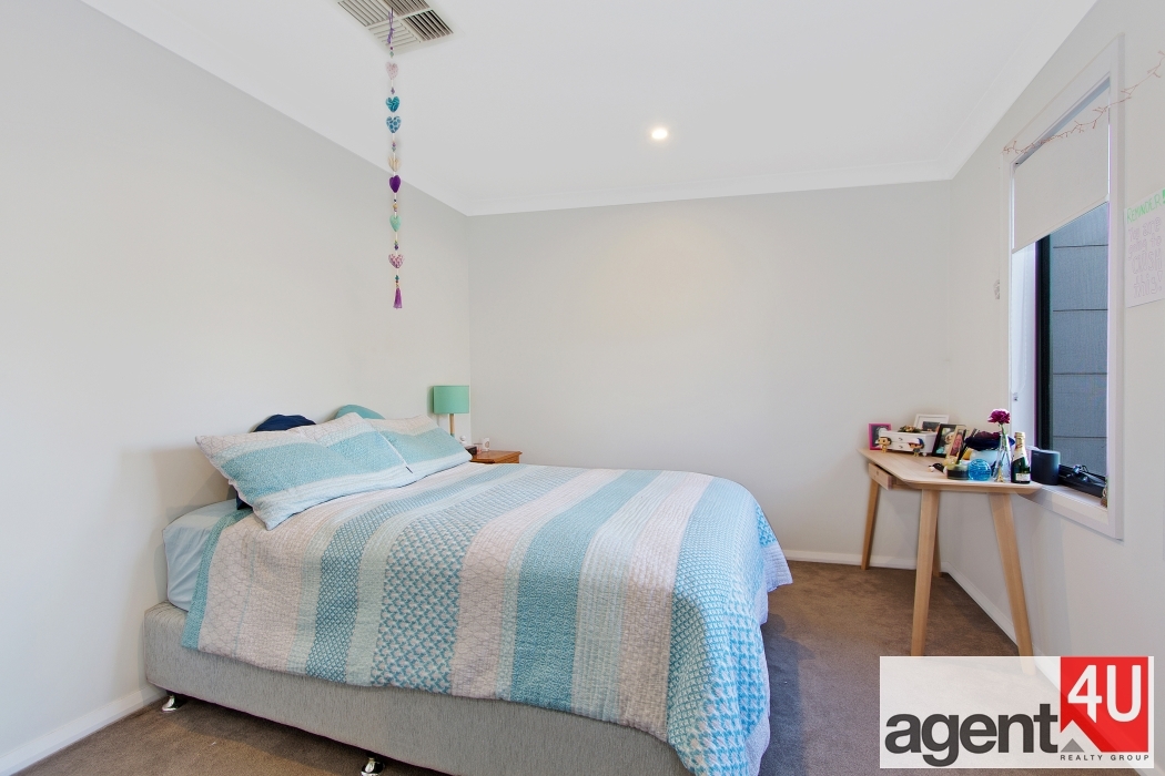 136 Lord Sheffield Circuit, Penrith > AGENT4U Realty Group