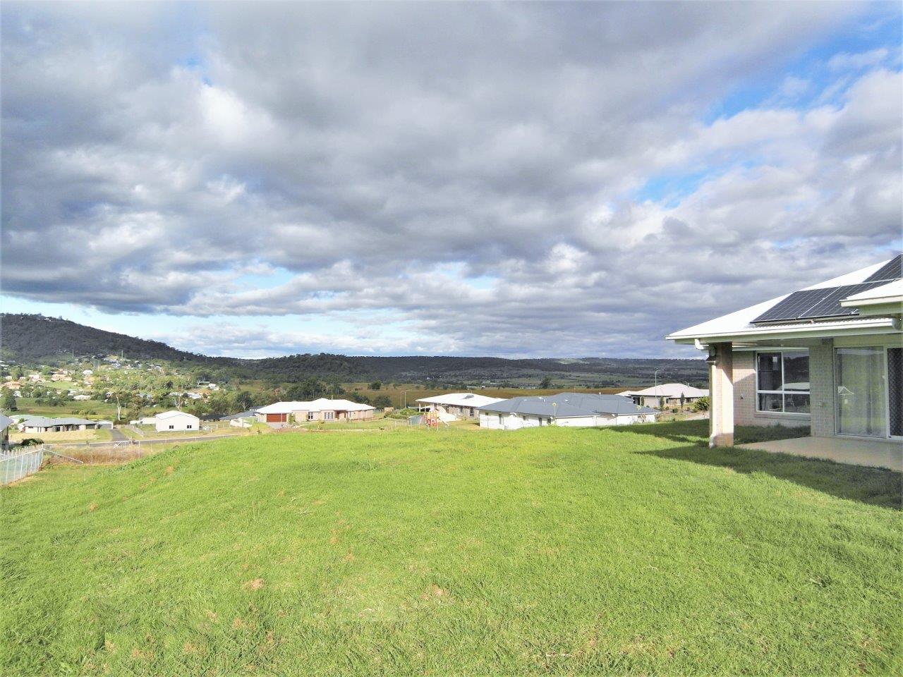 Real Estate in Hodgson Vale