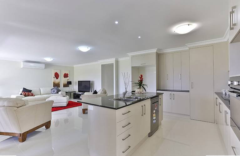Real Estate in Hodgson Vale