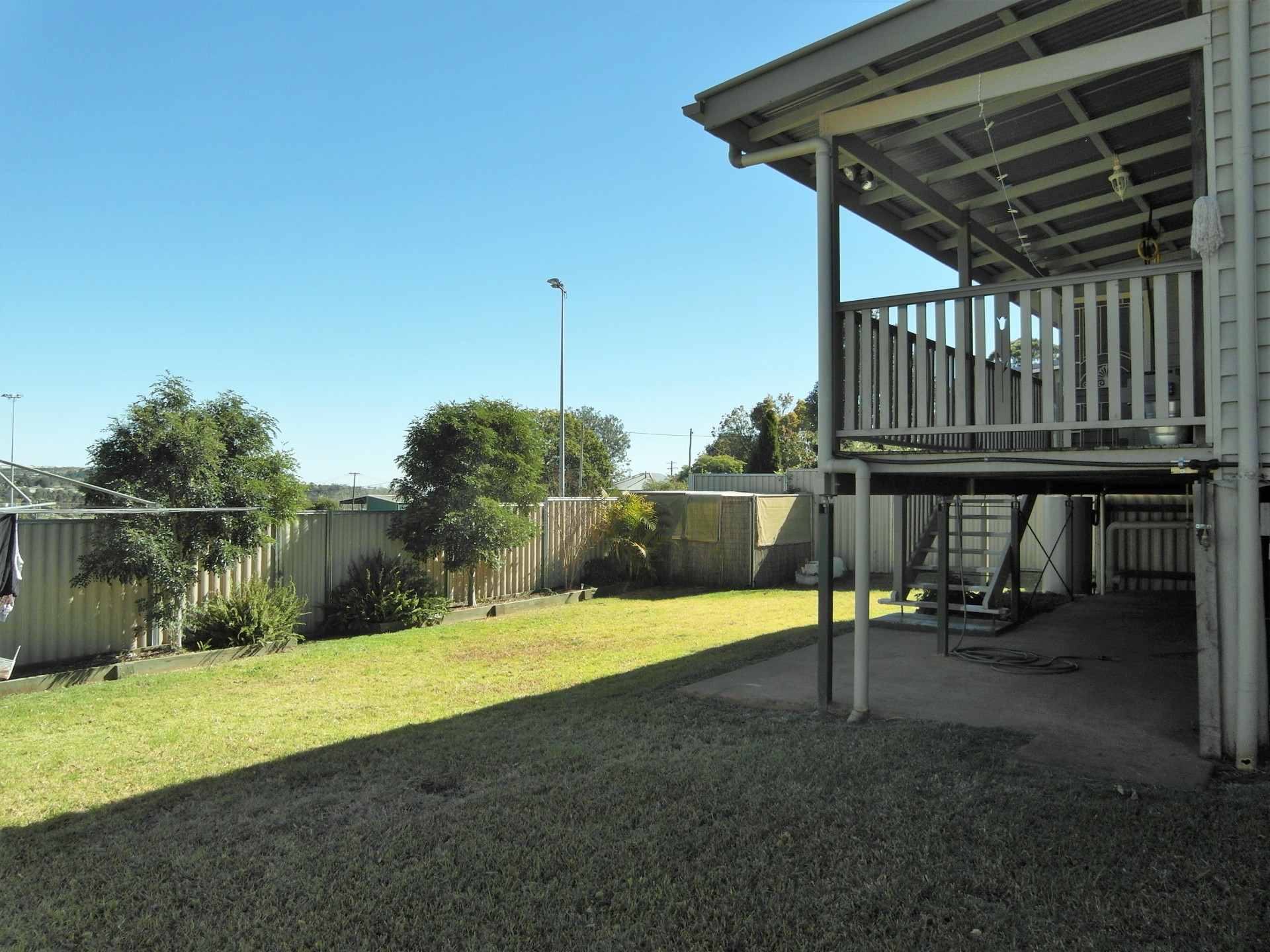 Real Estate in Harlaxton