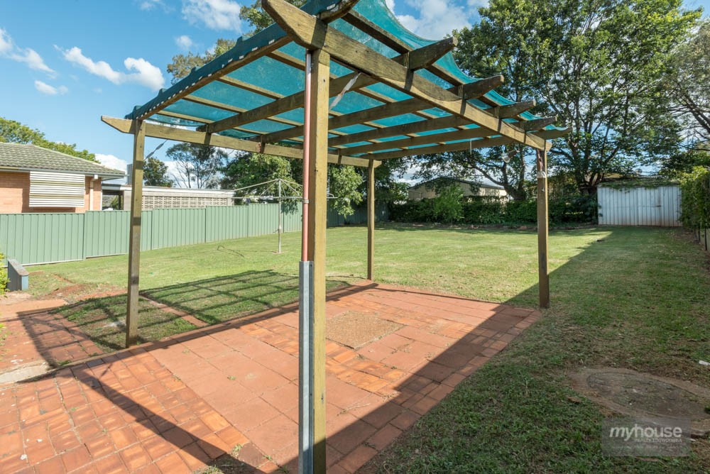 Real Estate in Centenary Heights