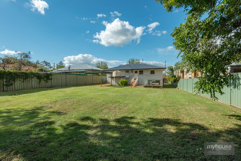 Real Estate in Centenary Heights