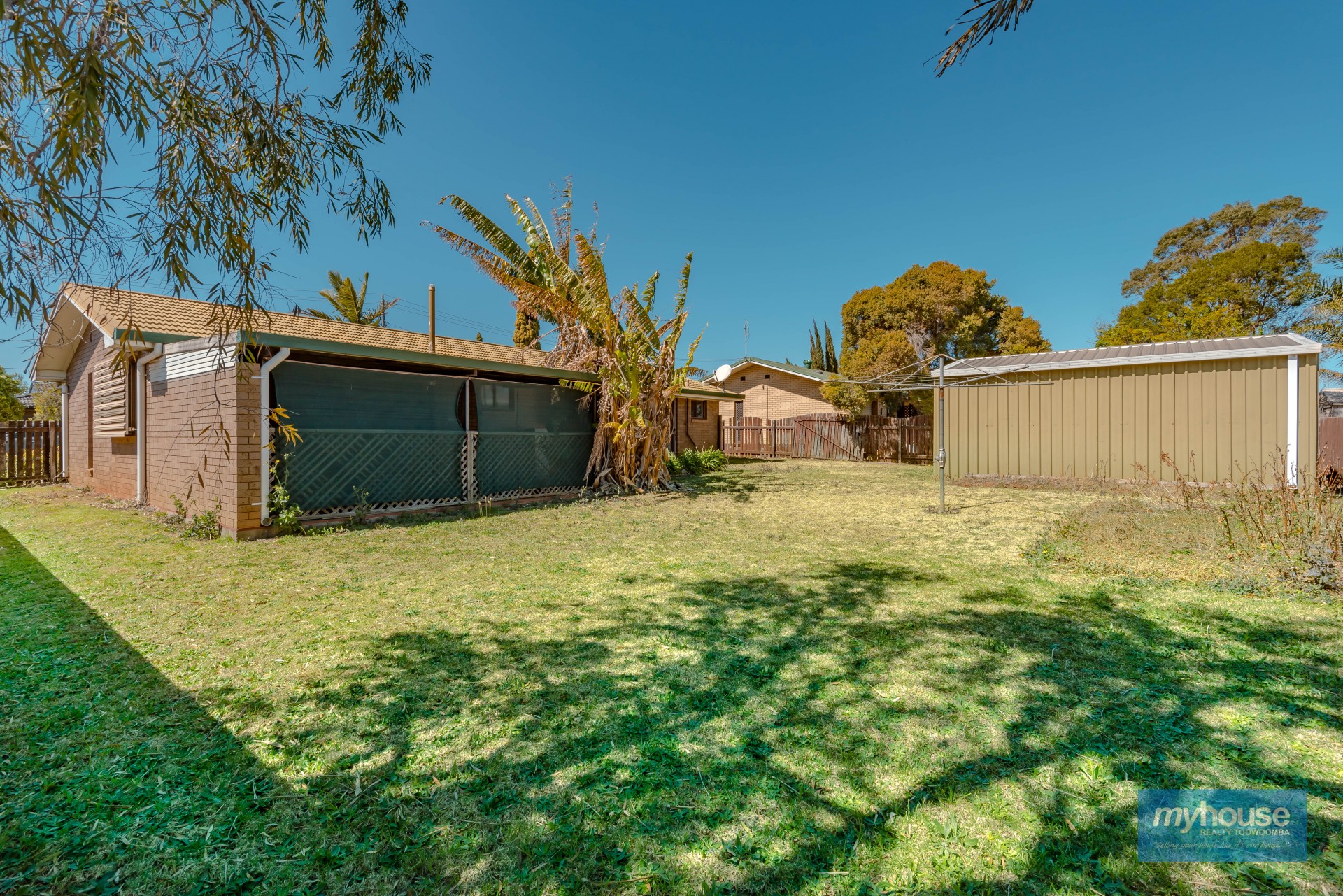 Real Estate in Glenvale