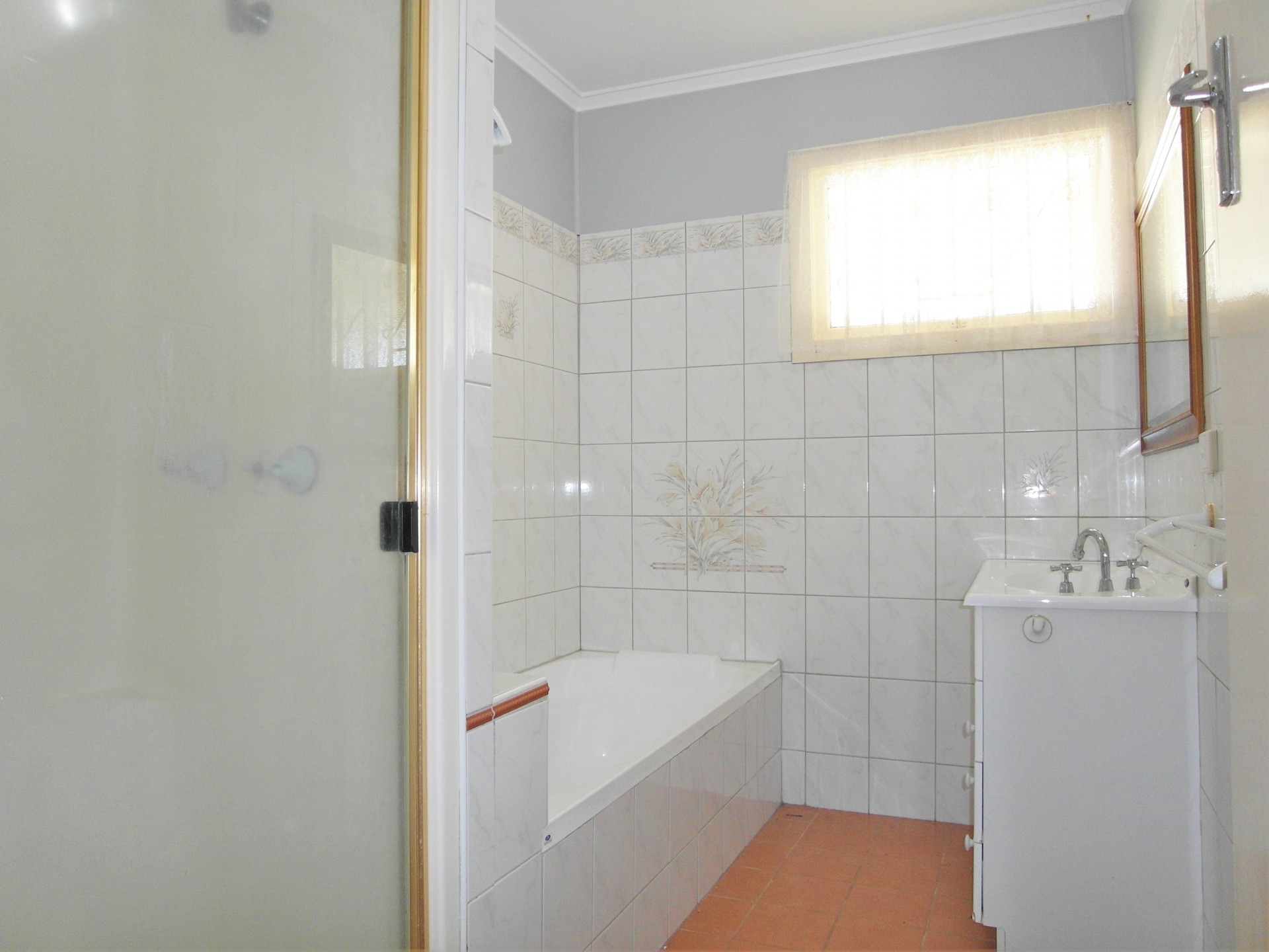 Real Estate in Centenary Heights