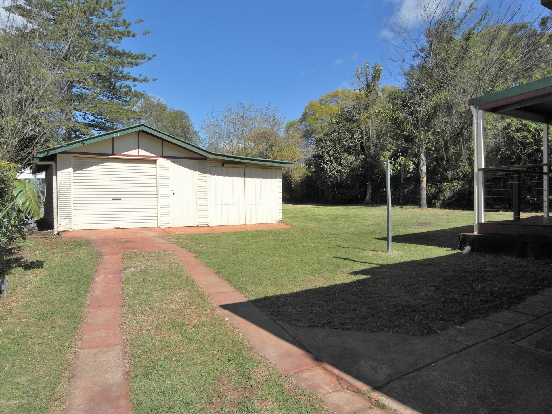Real Estate in Centenary Heights