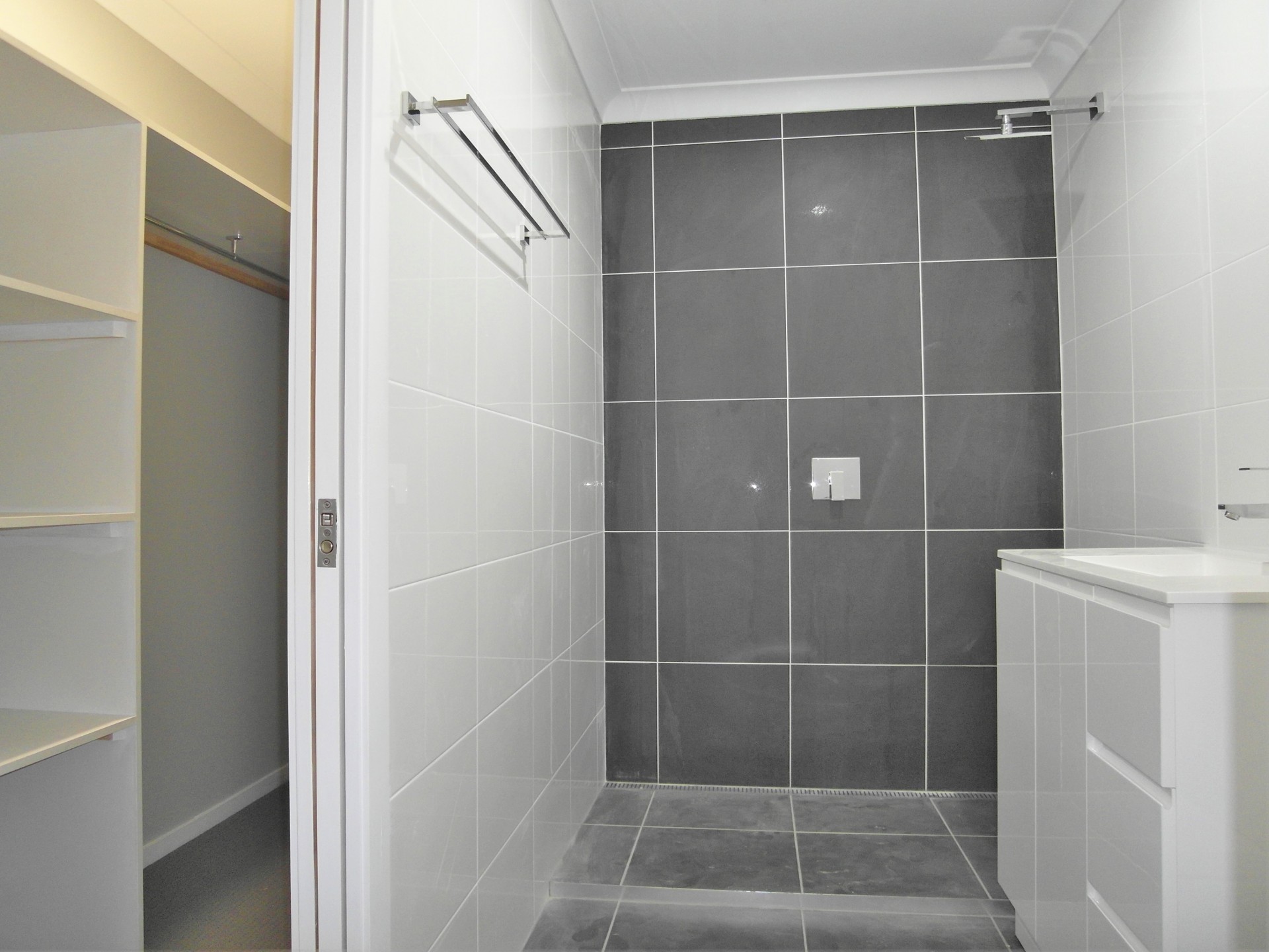 Real Estate in Centenary Heights