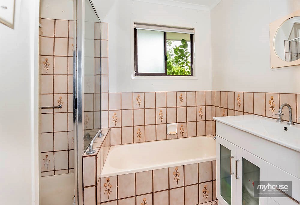 Open for inspection in Glenvale