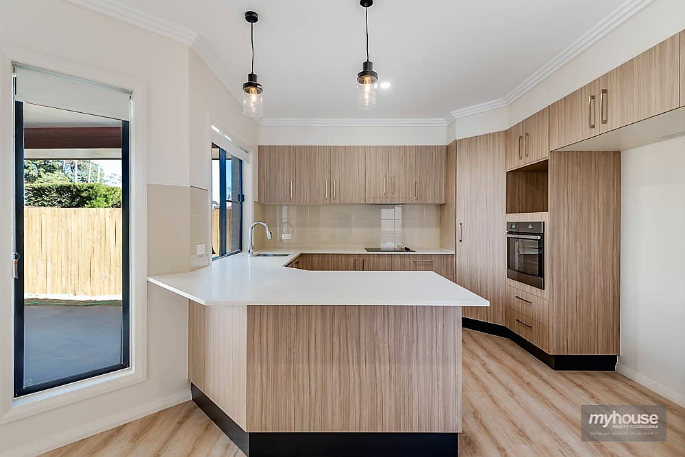 Real Estate in Centenary Heights