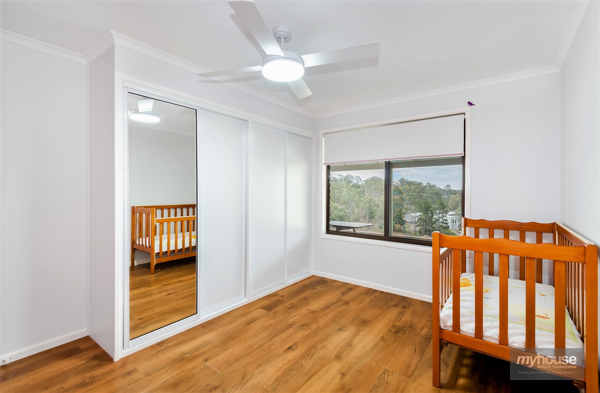 Real Estate in Cotswold Hills