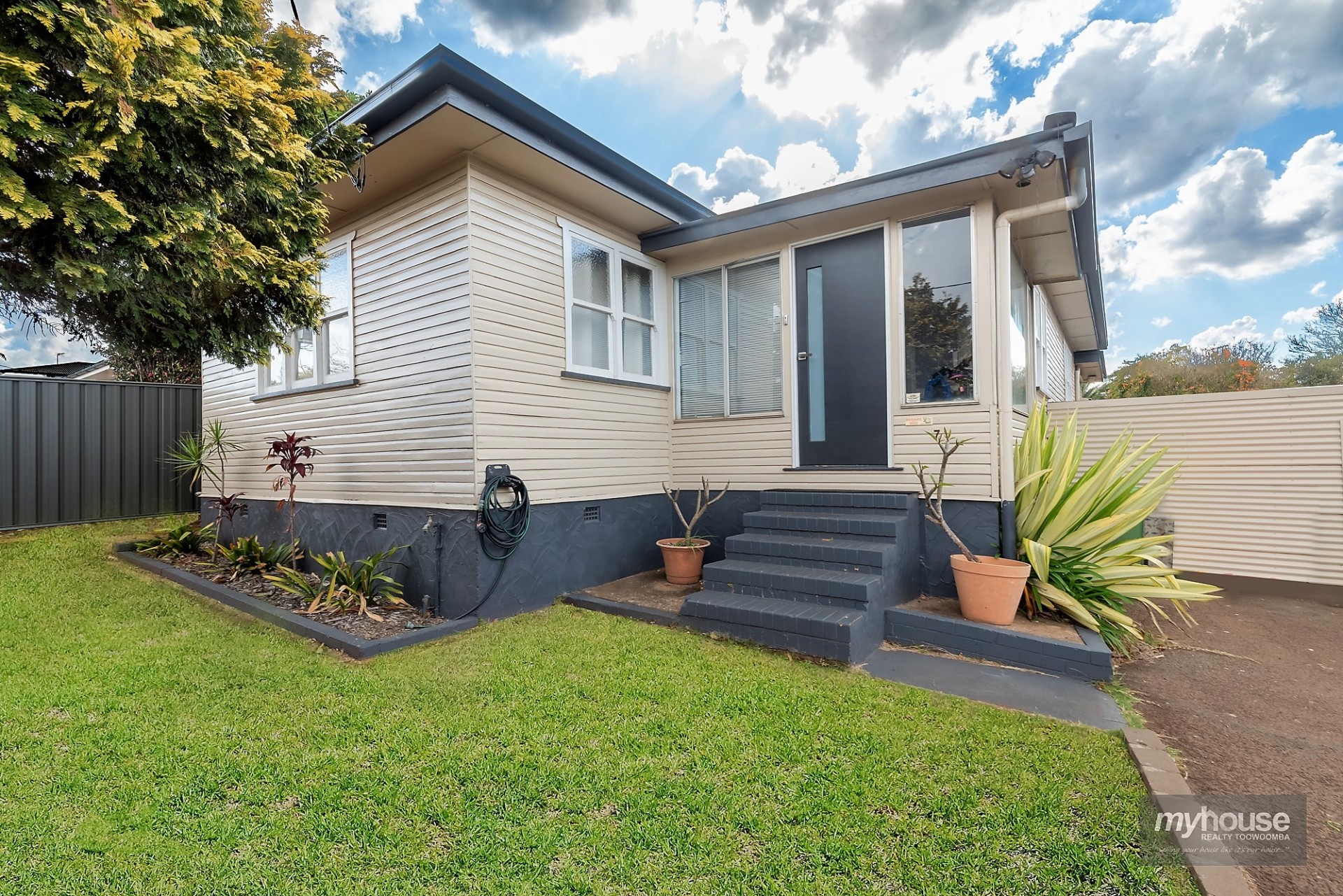 Real Estate in Harristown