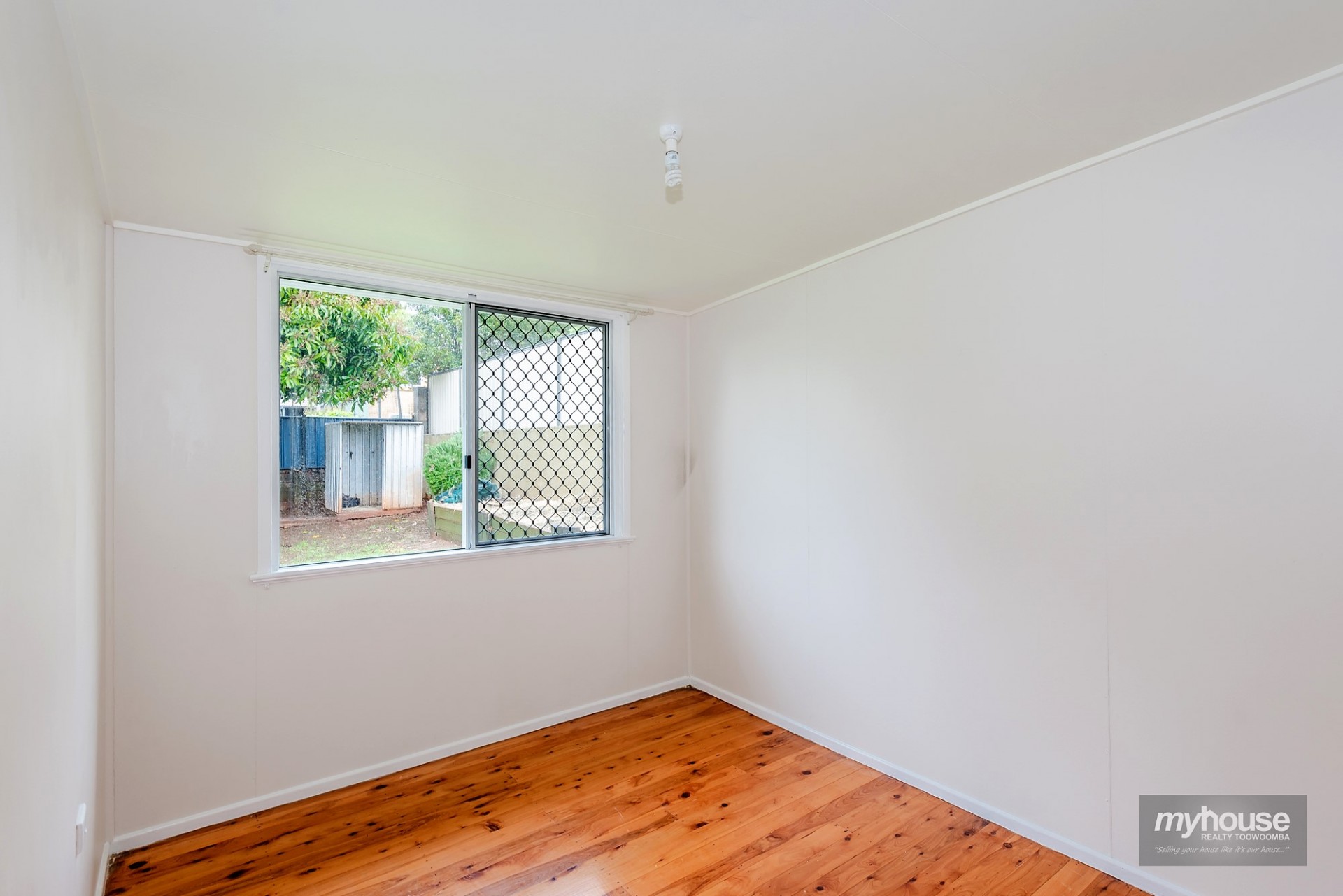 Real Estate in Centenary Heights