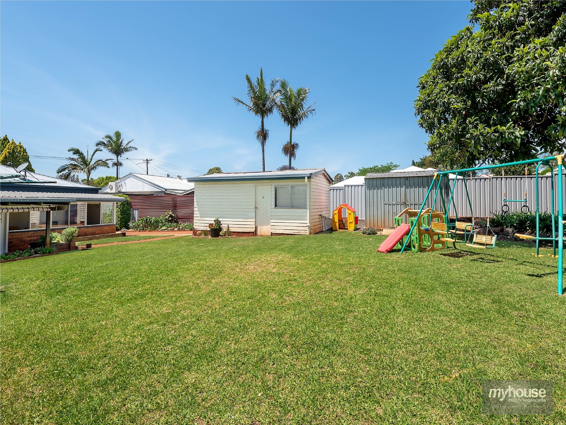 Real Estate in Centenary Heights