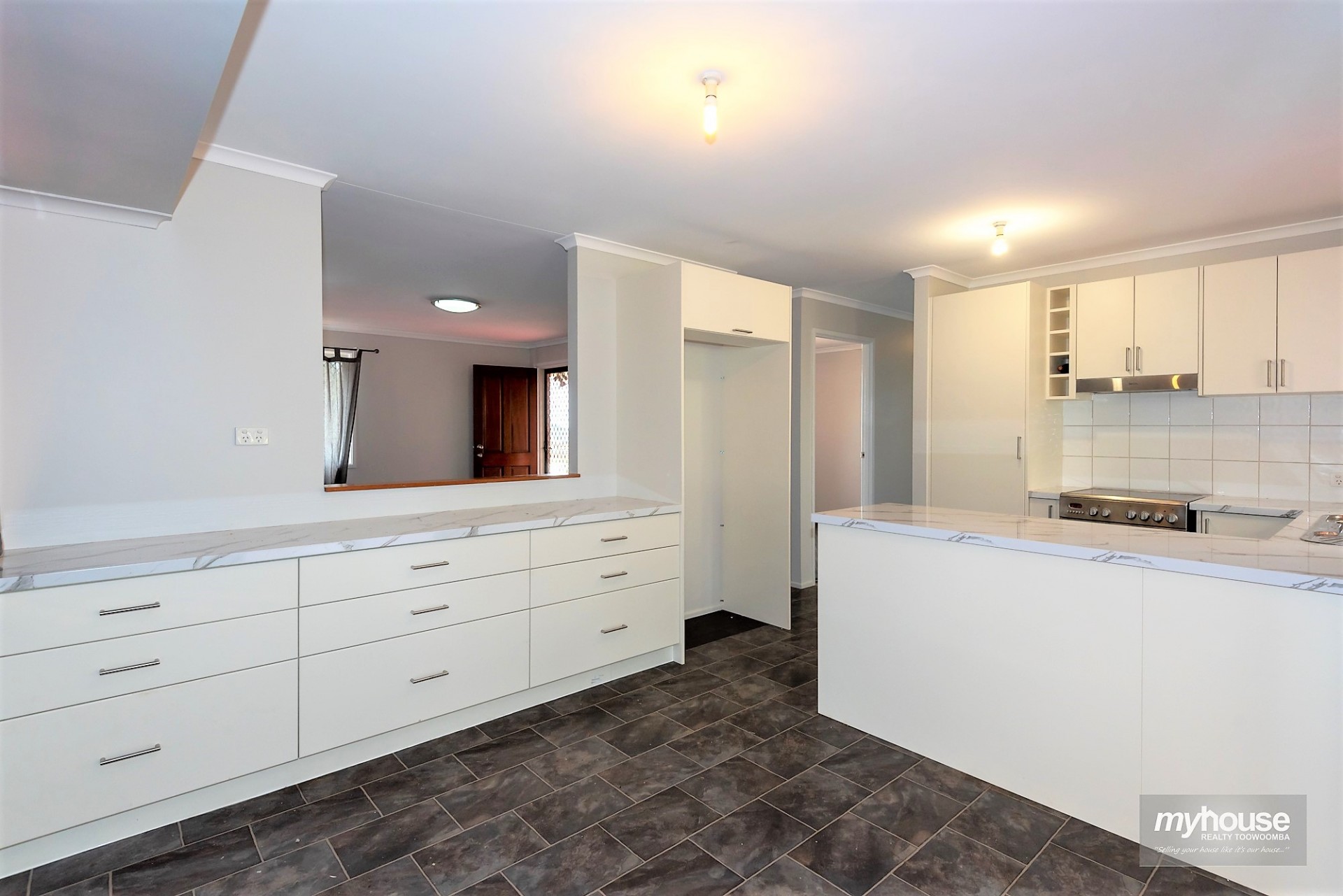 Open for inspection in Harristown