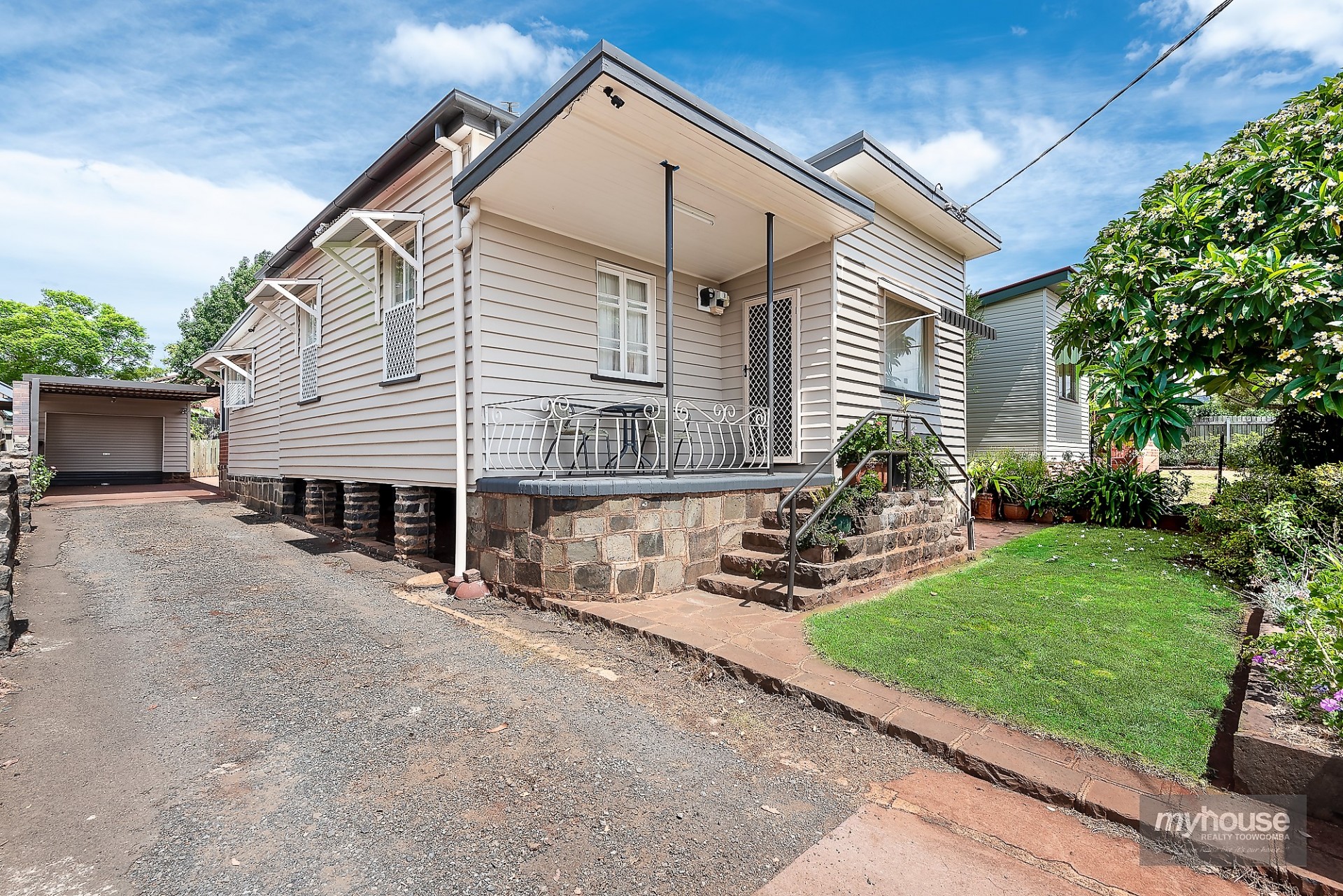 3 Eve Street, South Toowoomba > myhouse realty Toowoomba