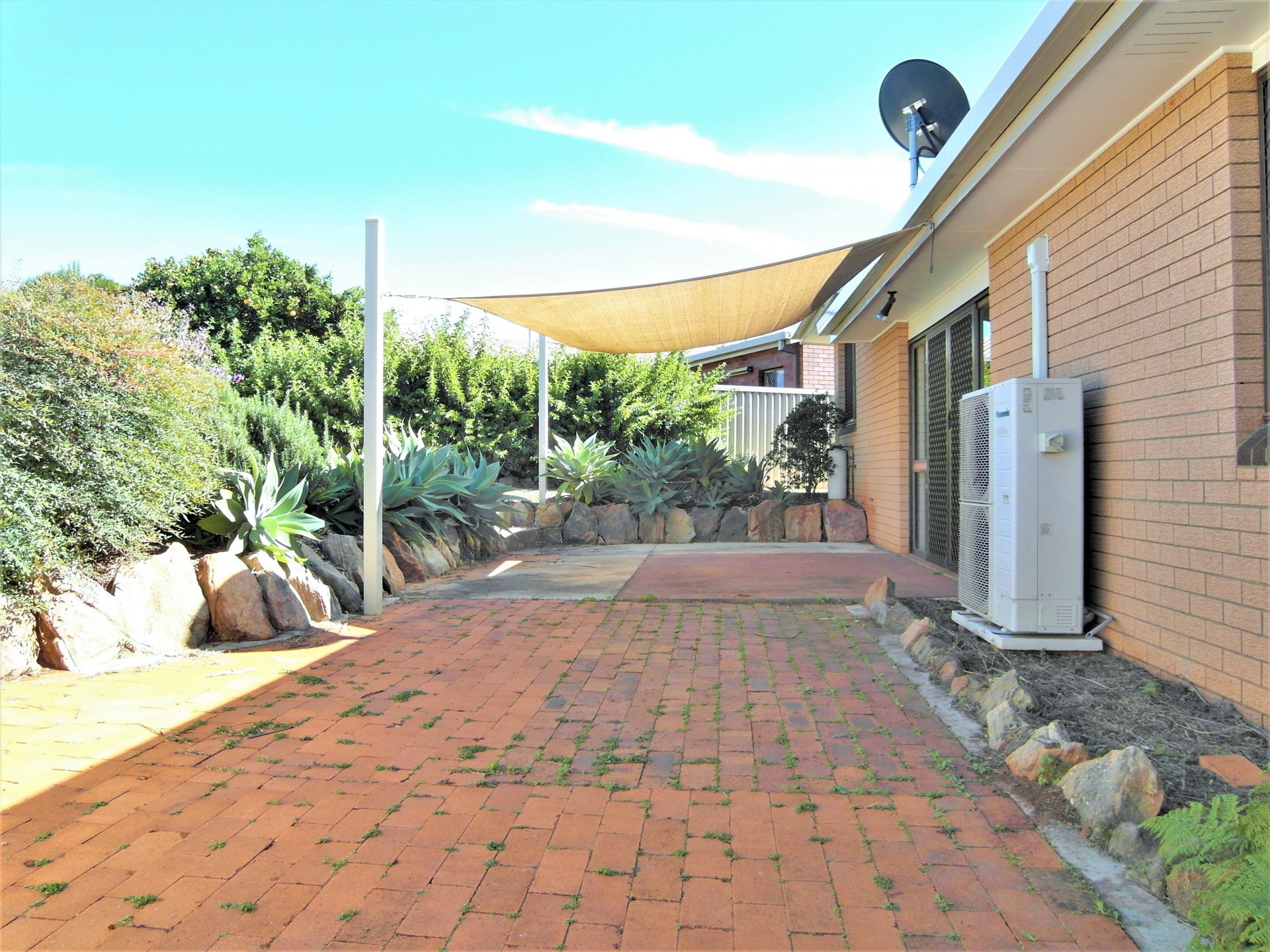 16 Hazel Street, Centenary Heights > myhouse realty Toowoomba 16 Hazel Street, Centenary Heights > myhouse realty Toowoomba