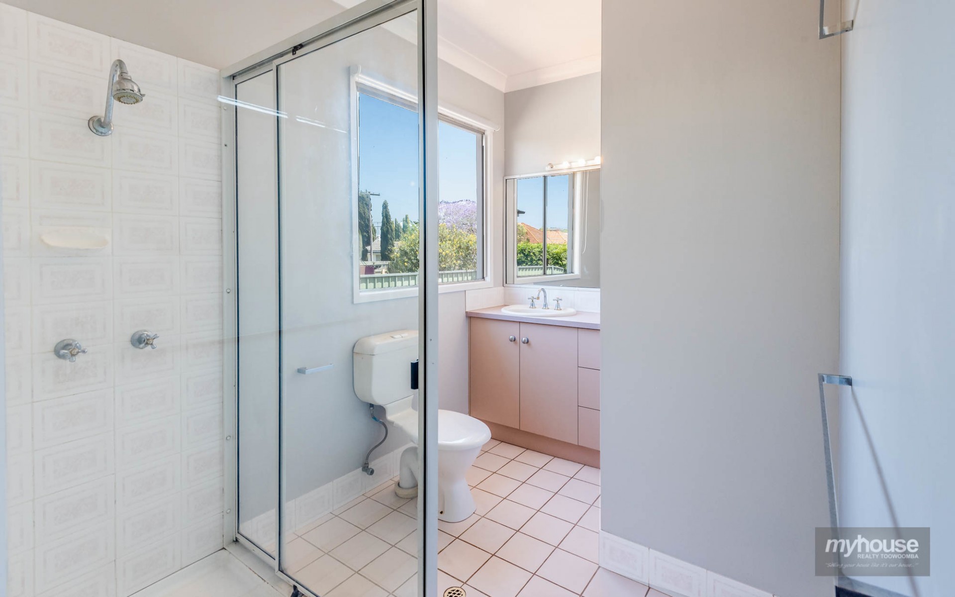 Open for inspection in Harristown